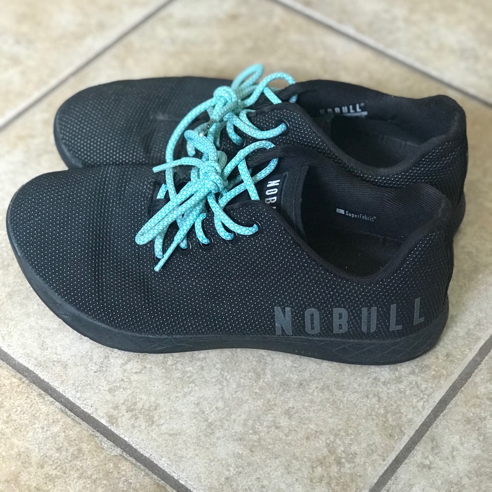 NoBull women’s size 8